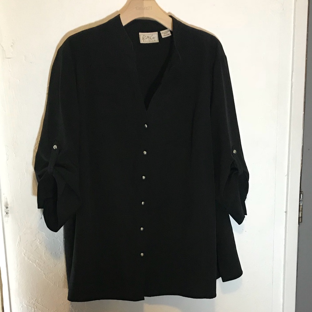 Black button down dressy shirt 22/24w